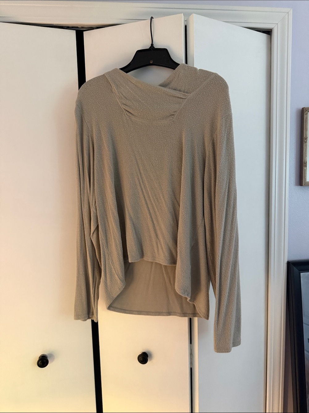 Women's Lightweight Long-Sleeve Open-Front Top in Taupe